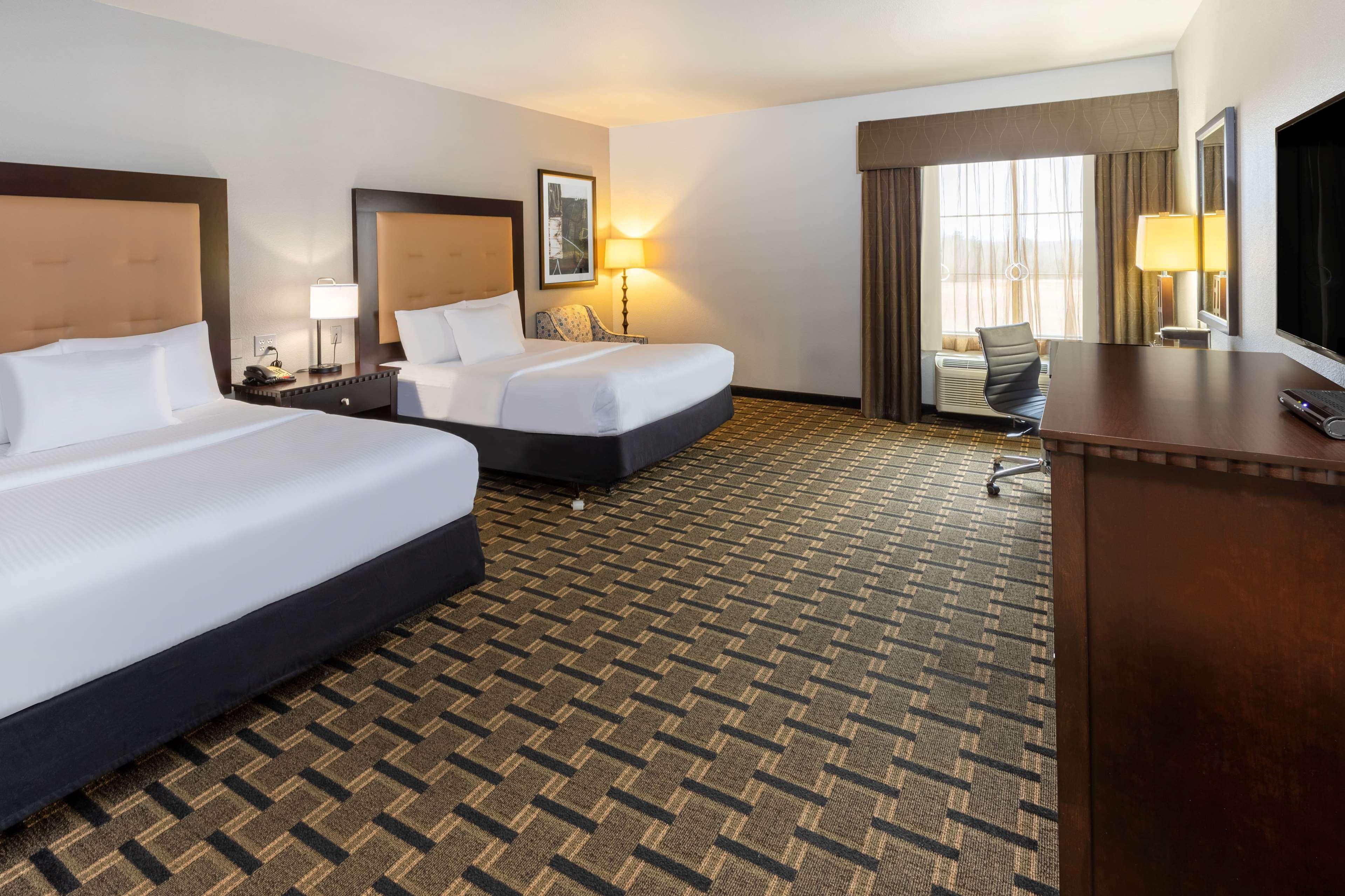 La Quinta By Wyndham Mt. Pleasant Hotel Mount Pleasant Екстериор снимка
