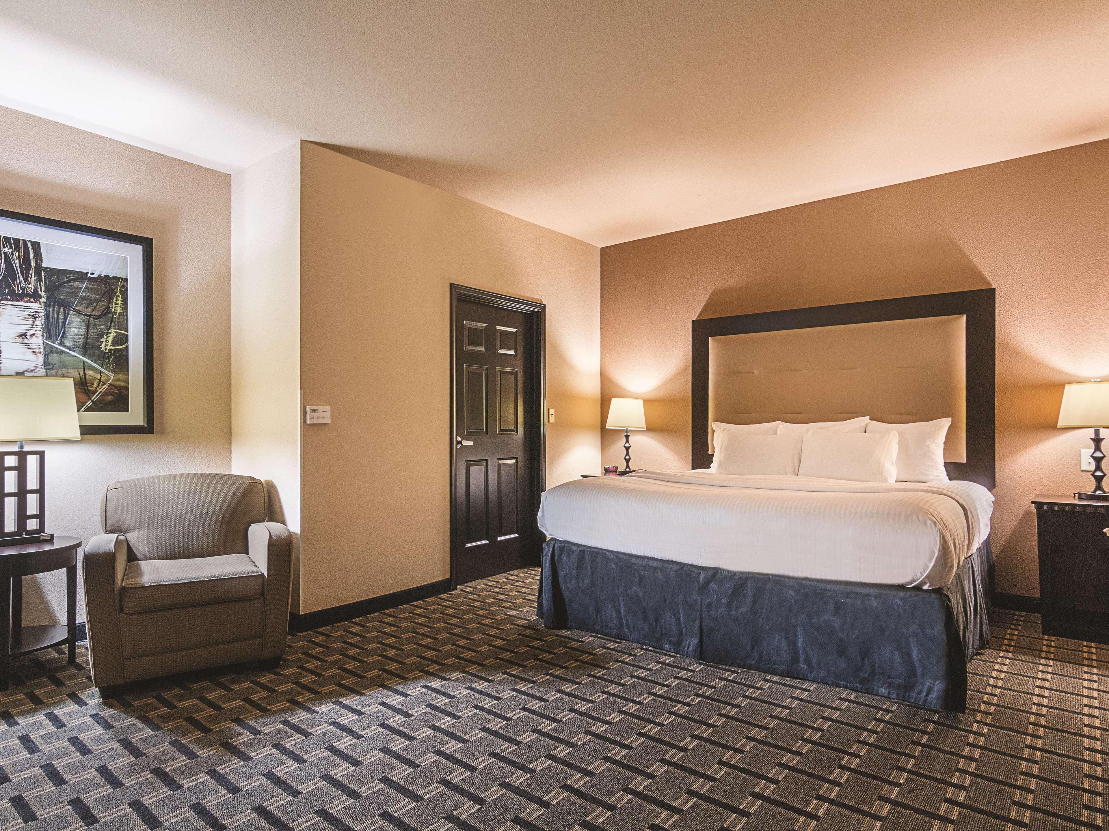 La Quinta By Wyndham Mt. Pleasant Hotel Mount Pleasant Екстериор снимка