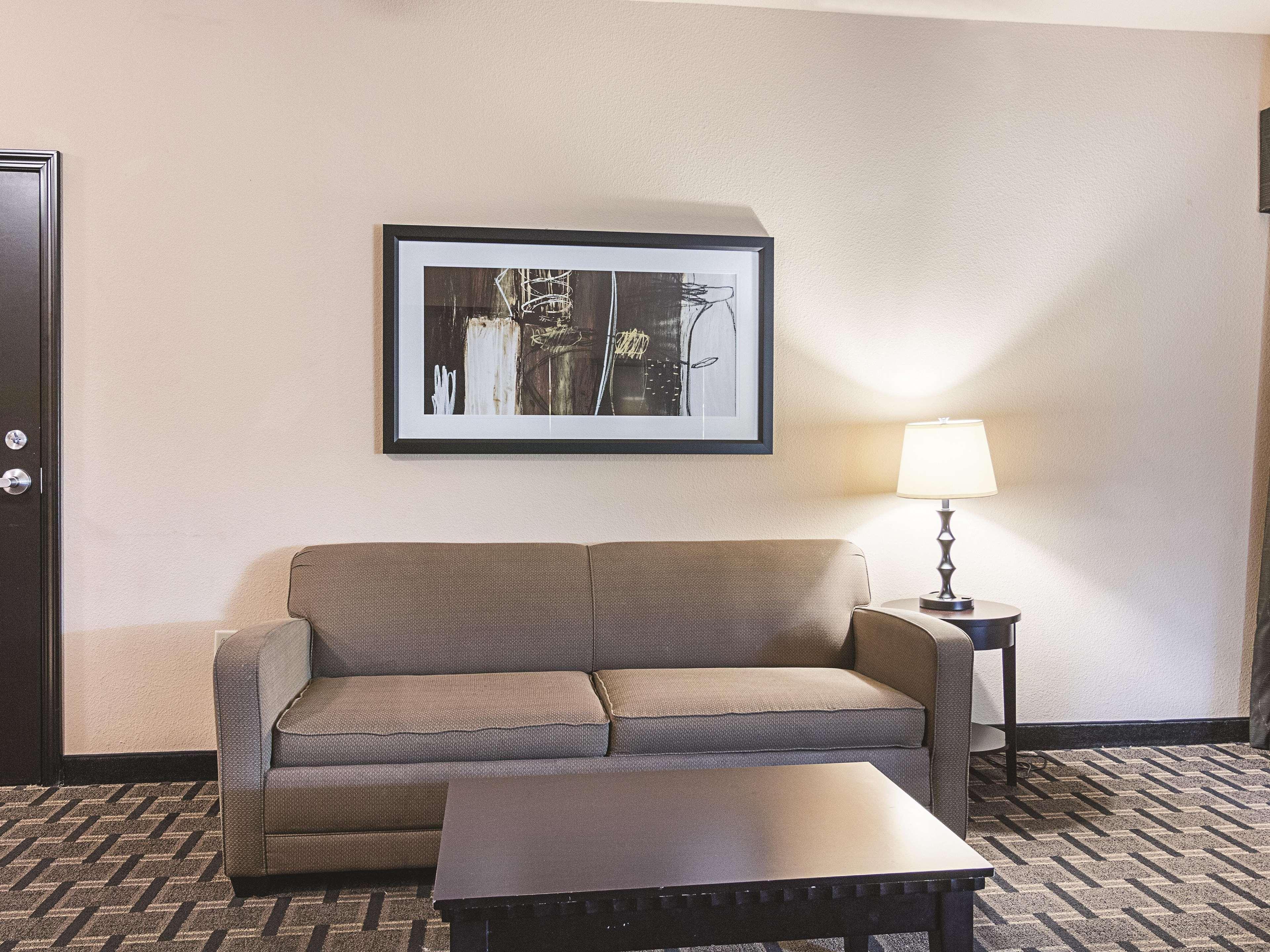 La Quinta By Wyndham Mt. Pleasant Hotel Mount Pleasant Екстериор снимка