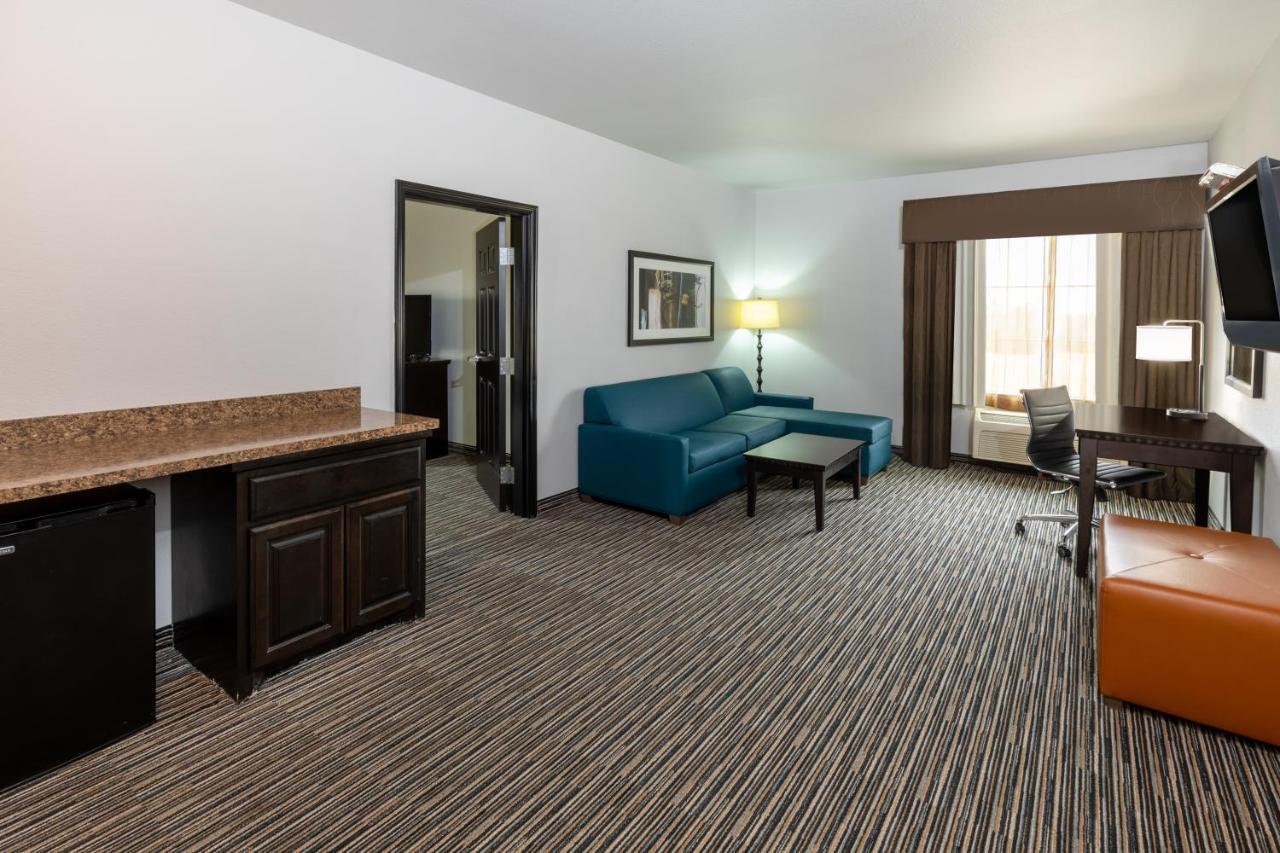 La Quinta By Wyndham Mt. Pleasant Hotel Mount Pleasant Екстериор снимка