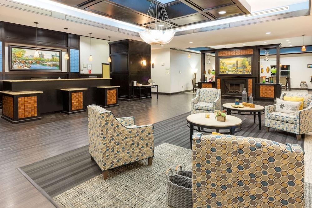 La Quinta By Wyndham Mt. Pleasant Hotel Mount Pleasant Екстериор снимка