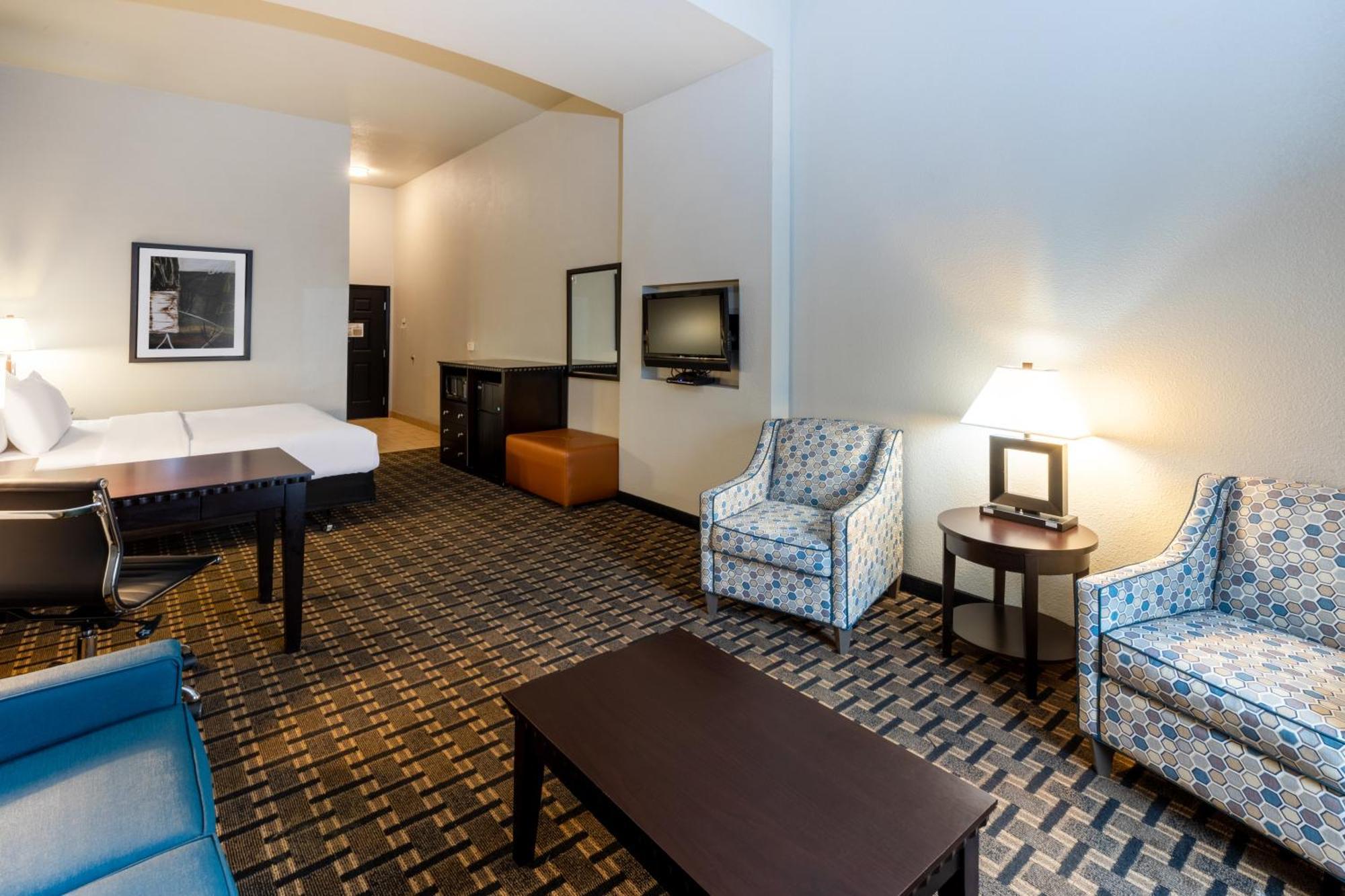La Quinta By Wyndham Mt. Pleasant Hotel Mount Pleasant Екстериор снимка